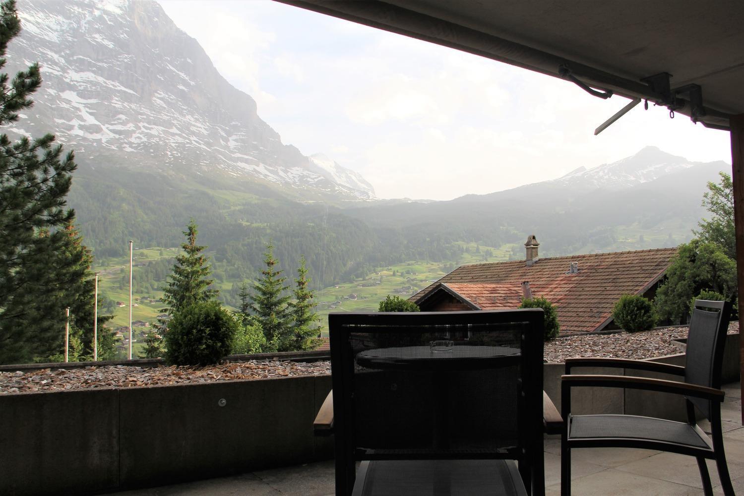 - Elements Lodge