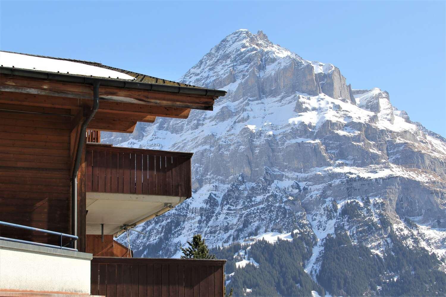 - Elements Lodge